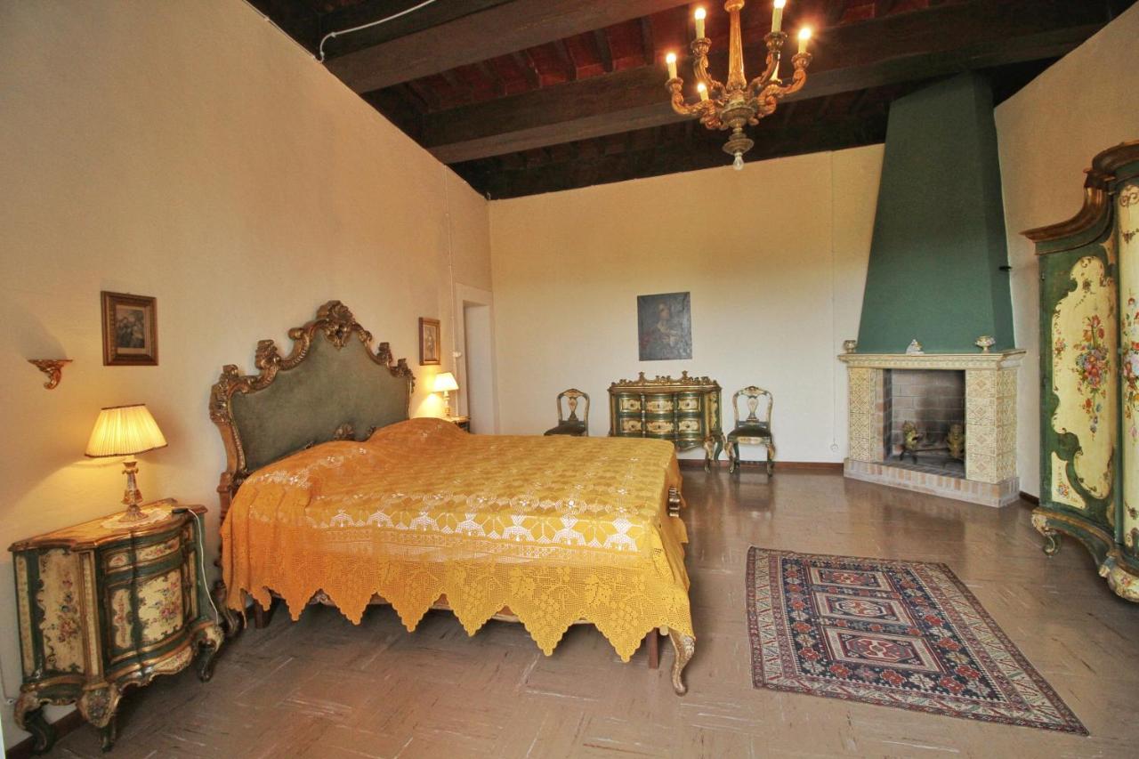 Bed and Breakfast Castello di Sovicille - Residenza d'Epoca Esterno foto